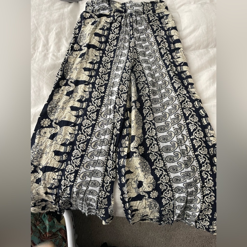 Thai pants